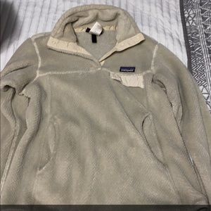 Patagonia quarter zip pullover
